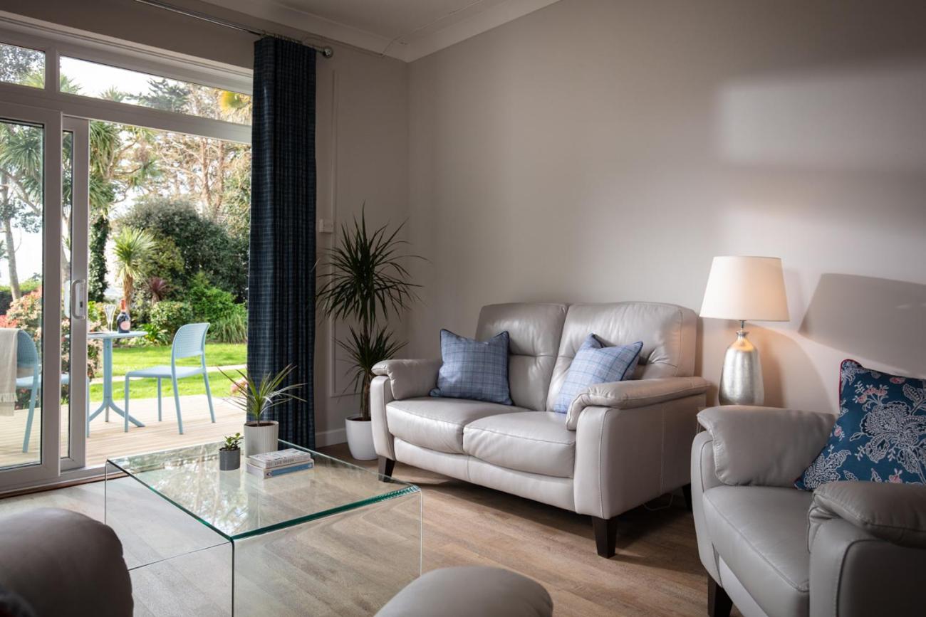 ホテル Gyllyngvase House ファルマス 部屋 写真