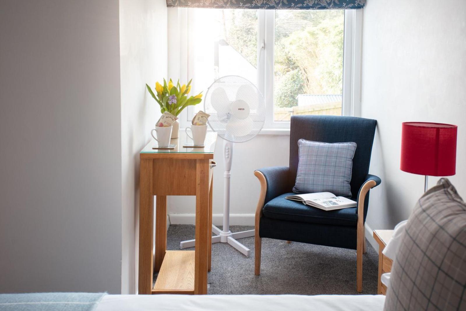 ホテル Gyllyngvase House ファルマス 部屋 写真