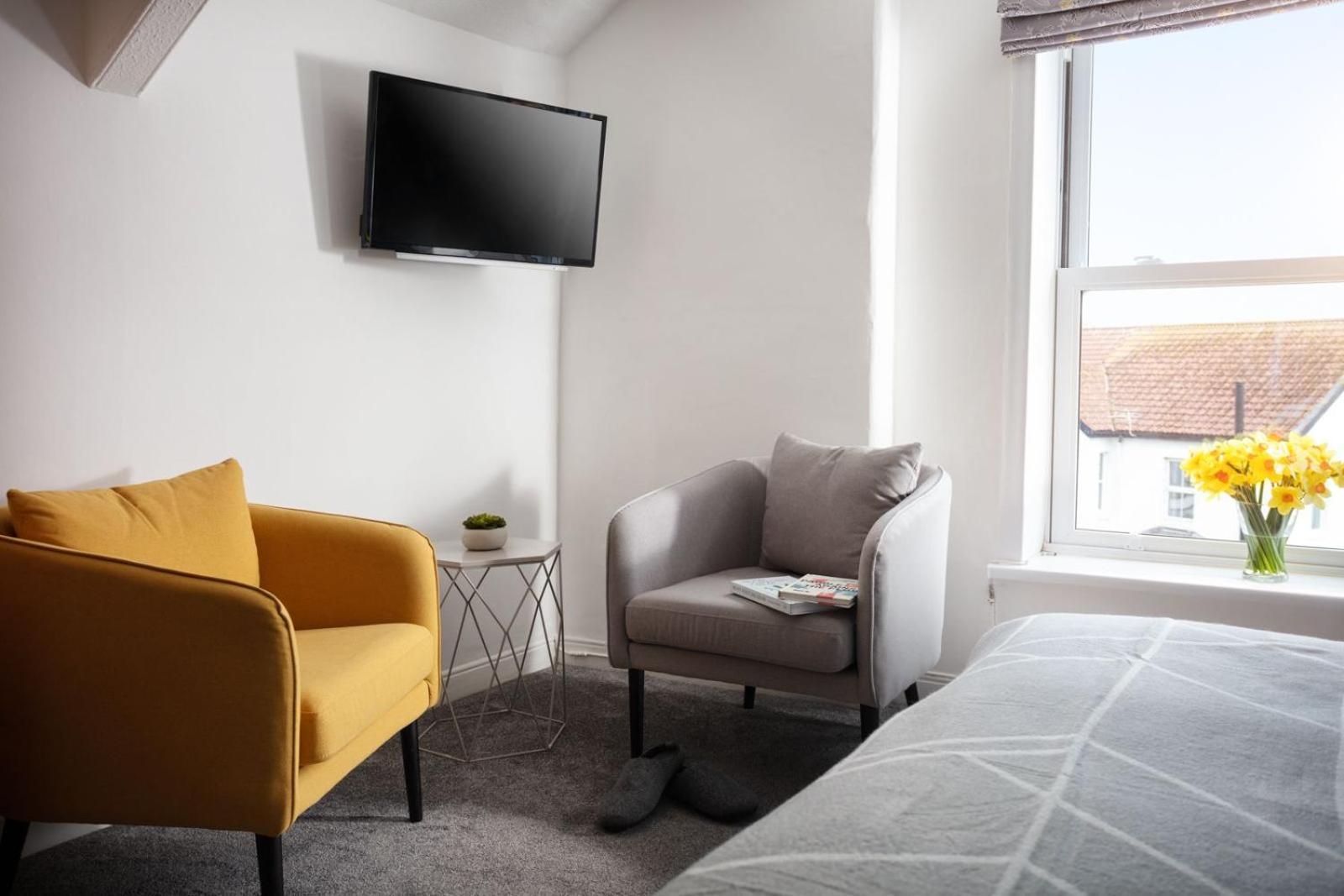 ホテル Gyllyngvase House ファルマス 部屋 写真