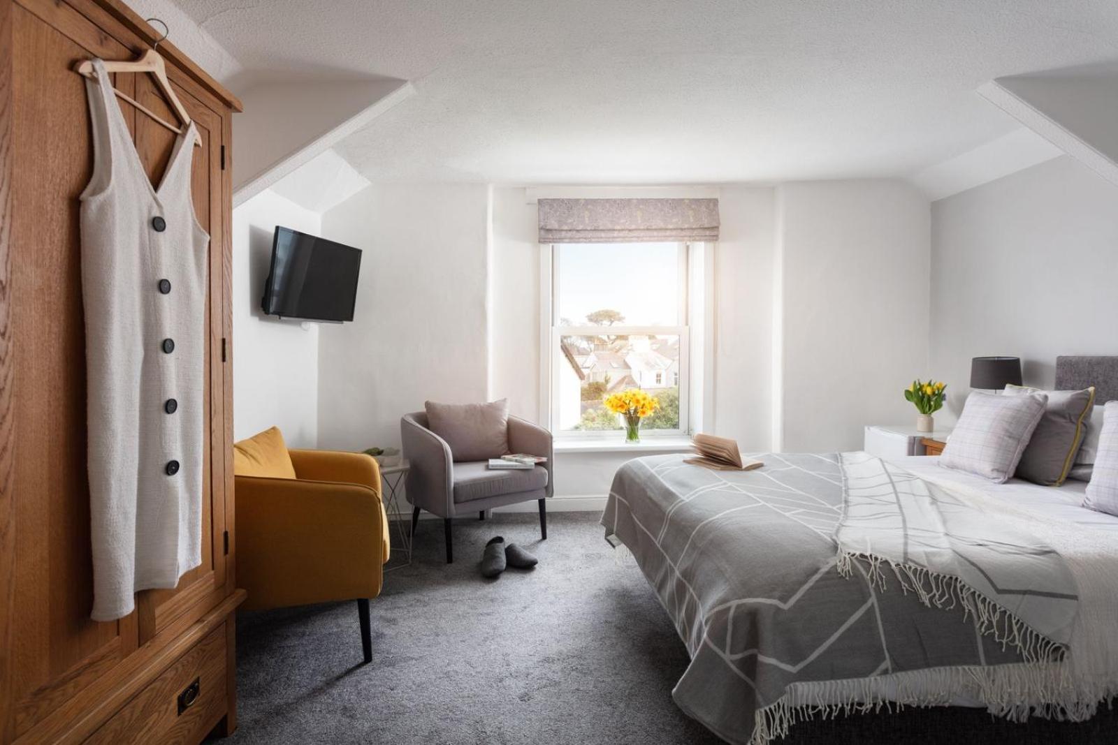 ホテル Gyllyngvase House ファルマス 部屋 写真
